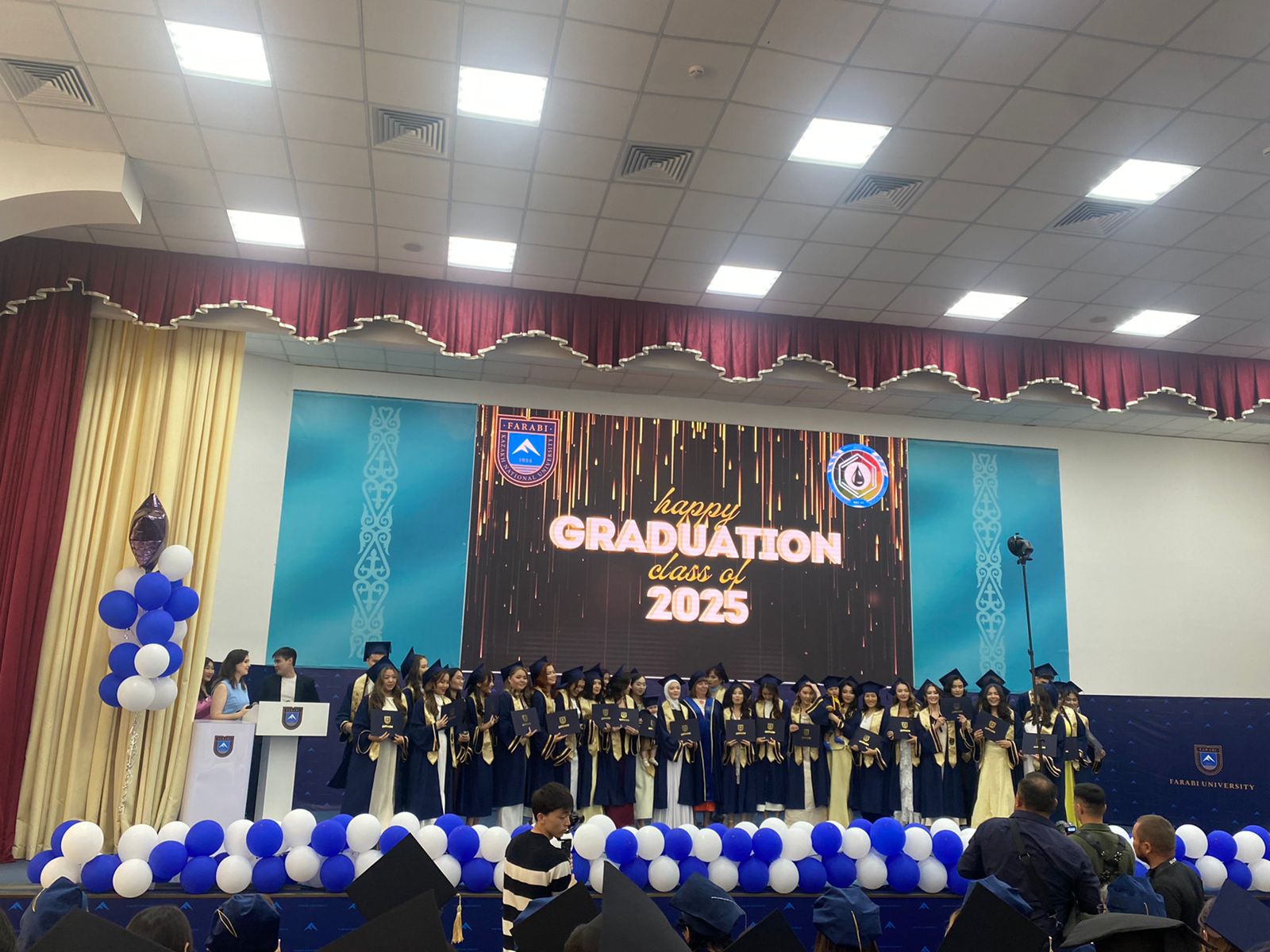 Graduates of the "Chemistry Researcher" Program – A Confident Step into Science